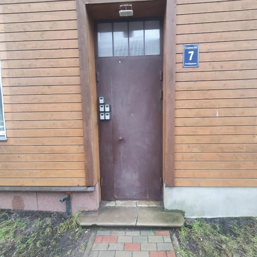 Hot Riga Ernestines Iela 7-1 Enjoy The Feel Of Home And History! ภายนอก รูปภาพ